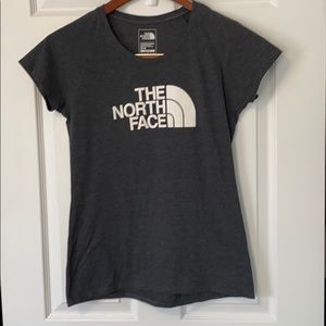 North Face Tee: slim fit Sz: Med